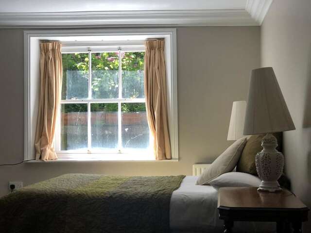 Гостевой дом Harveys Guest House Дублин-19