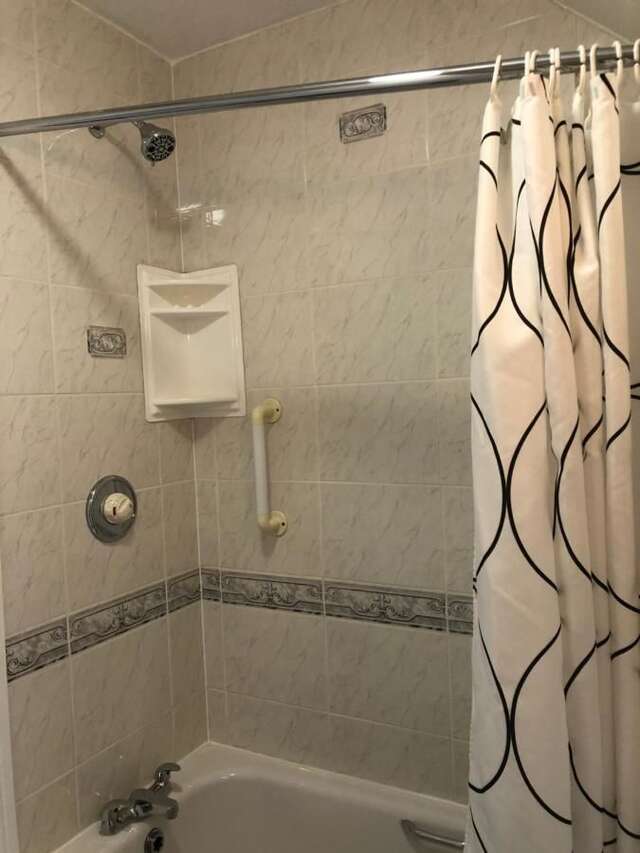 Гостевой дом Harveys Guest House Дублин-34