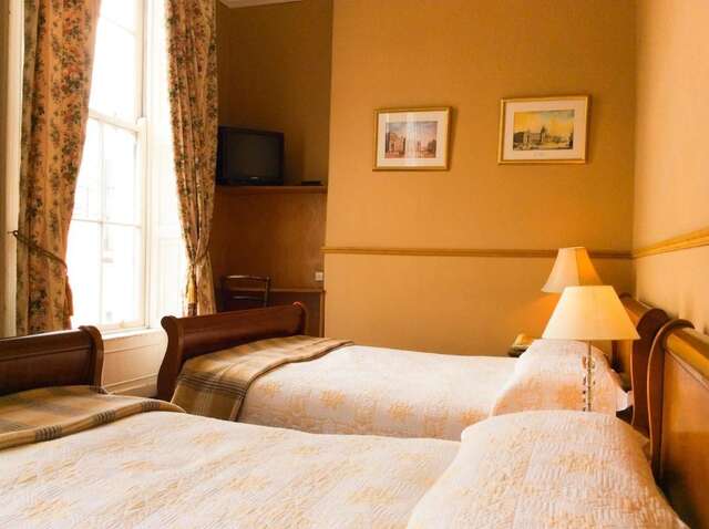 Гостевой дом Harveys Guest House Дублин-45